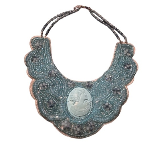 Beaded  Blue Cameo Necklace - Picture 2 of 6